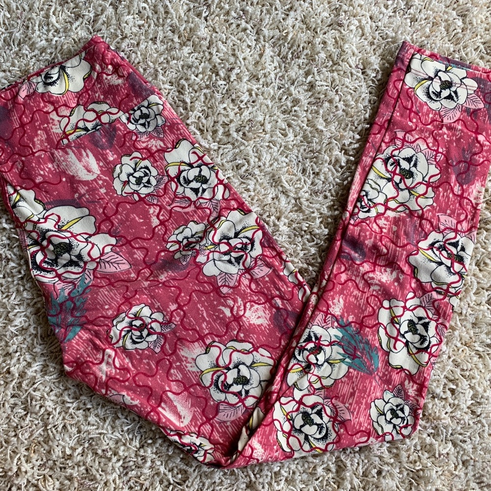 LuLaRoe Pink Red White Floral Leggings